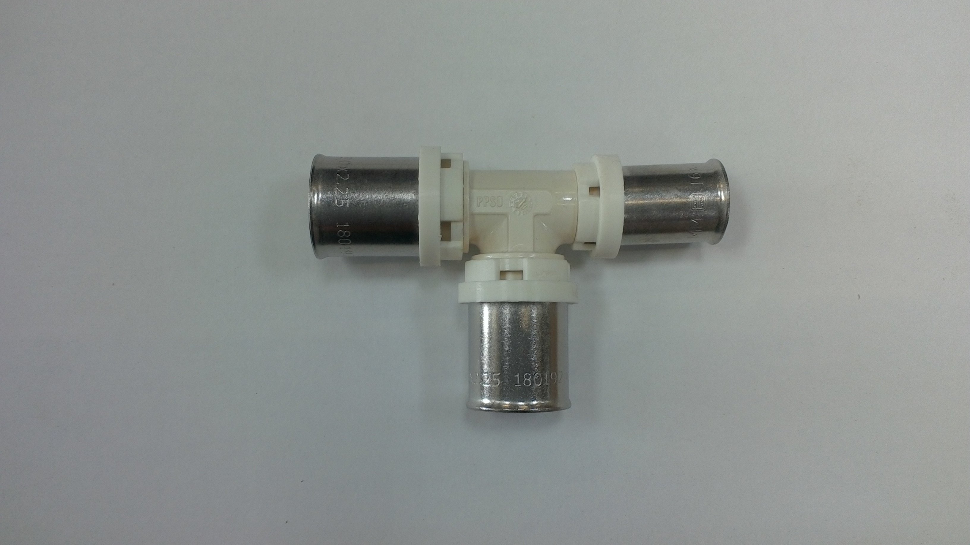 Maincor Composite Press Tee 20mm x 20mm x 16mm