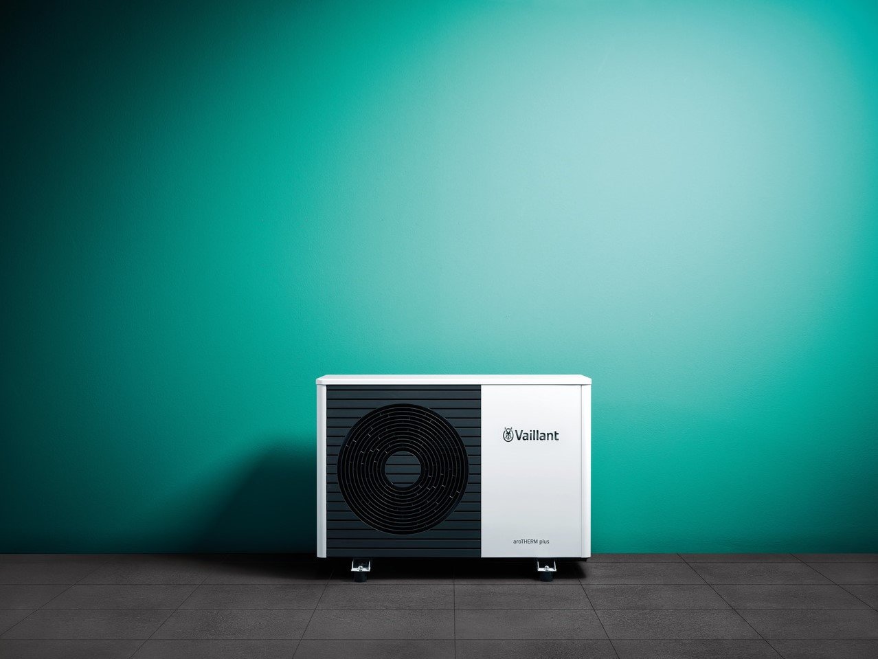 Vaillant aroTHERM plus 5kW Heat Pump & Hydraulic Module