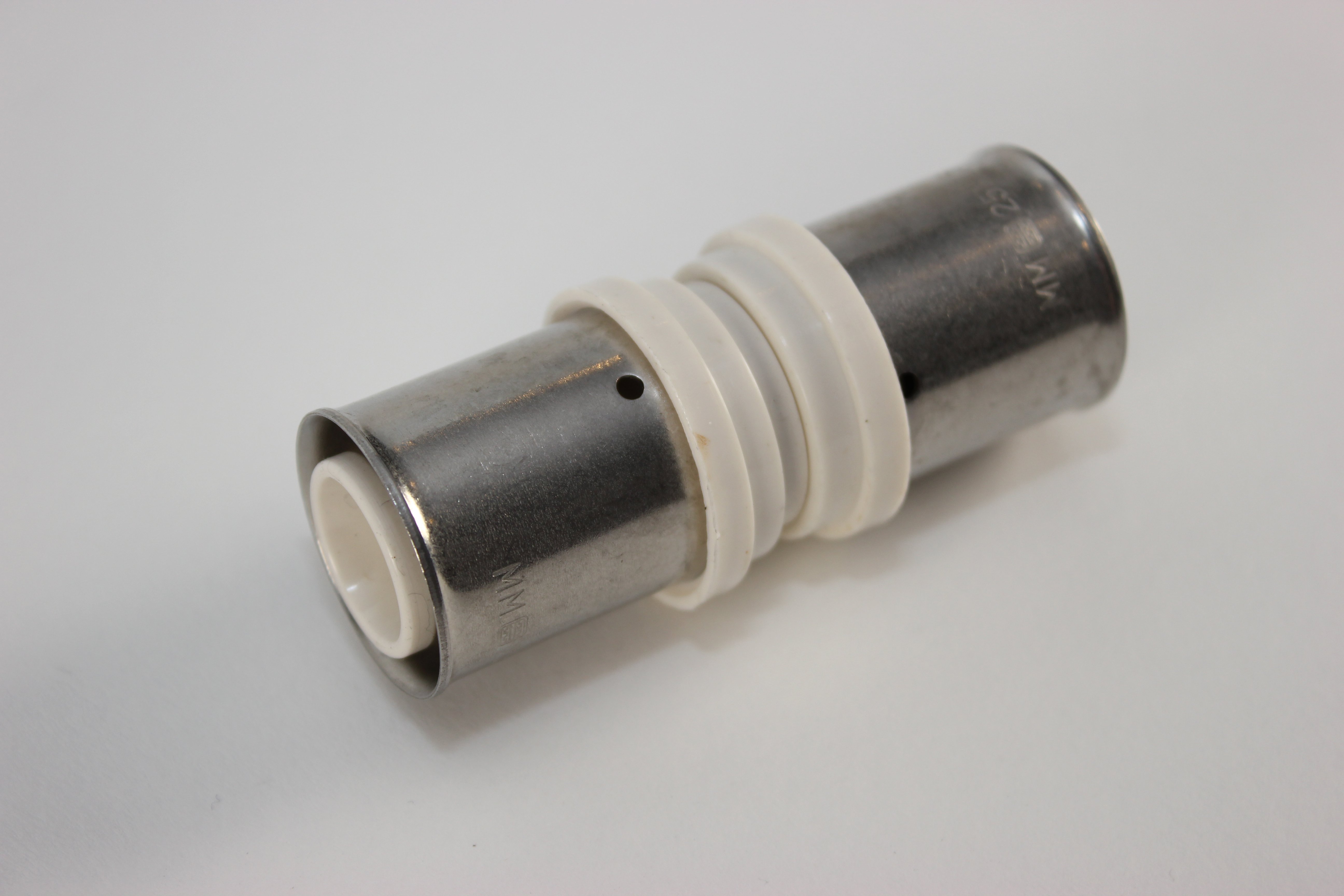 Maincor Composite Press Coupler 20mm x 20mm
