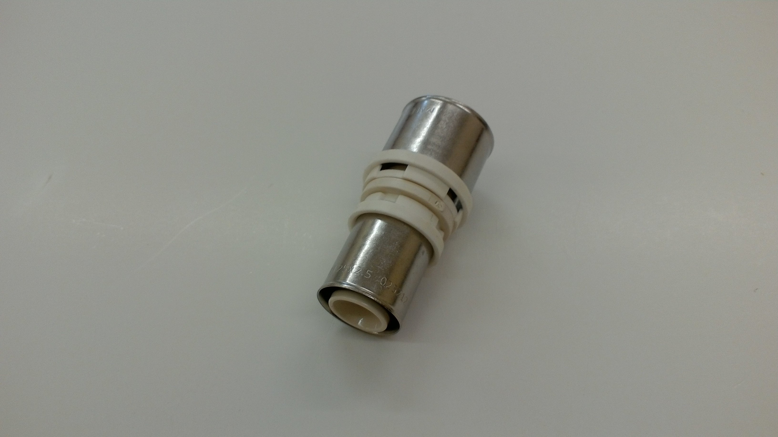 Maincor Composite Press Reducer 25mm x 16mm